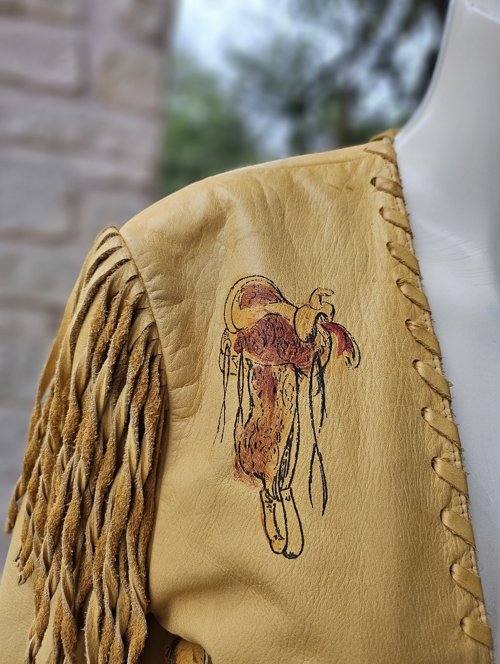 Vintage DD Ranch Wear Yoakum TX Calfskin Leather Fringed Airbrush Crop Jacket M - Picture 2 of 16
